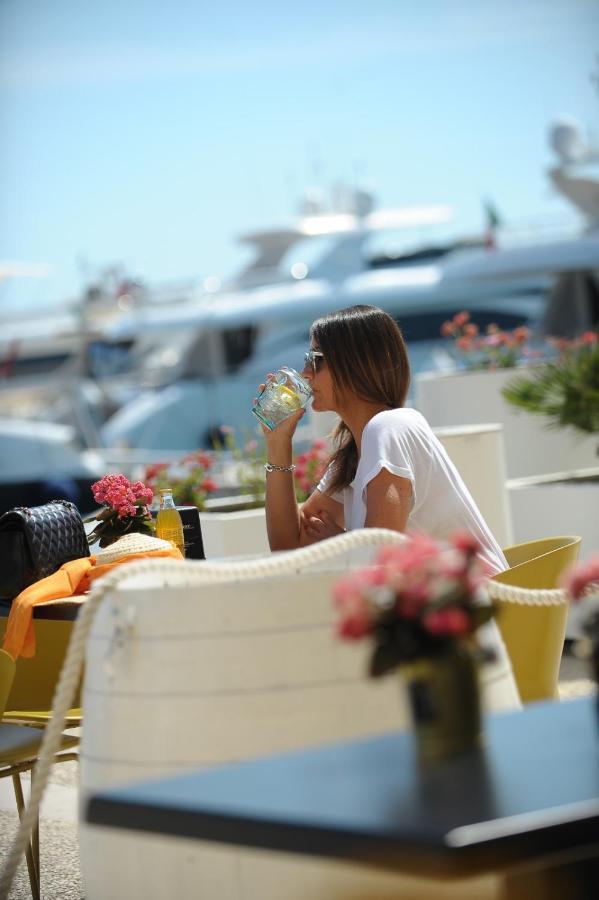 Marina Del Gargano Houseboat Hotel Manfredonia Kültér fotó