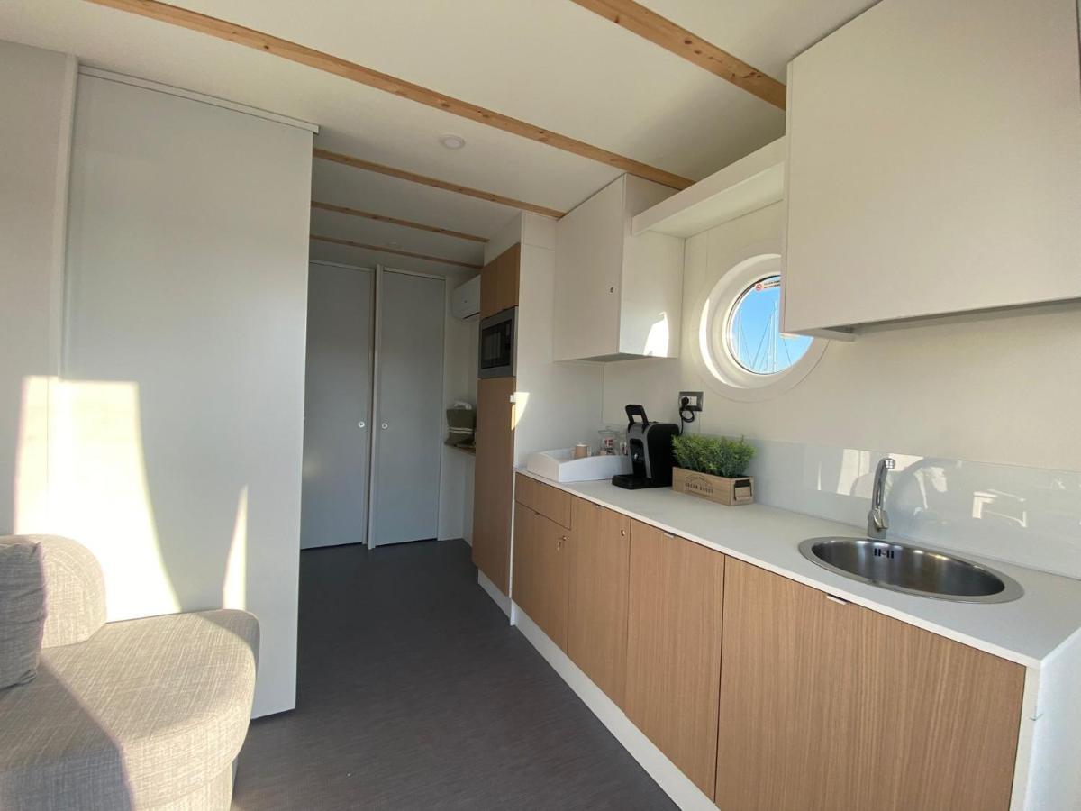 Marina Del Gargano Houseboat Hotel Manfredonia Kültér fotó