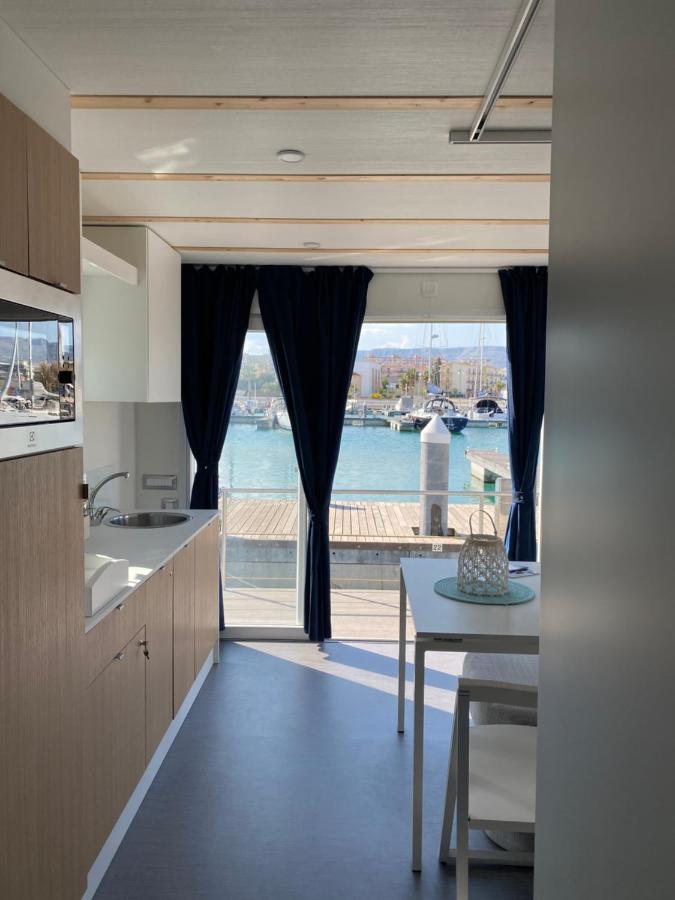 Marina Del Gargano Houseboat Hotel Manfredonia Kültér fotó